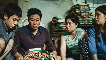 Parasite Becomes First Korean Film to Win a Golden Globe